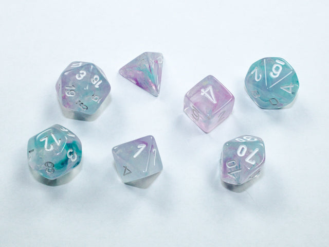 Chessex 20545 Nebula Mini-hedral Wisteria/white 7-Die set (9003753111789)