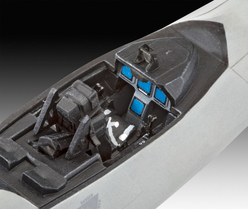 Revell 3858  1/72 Lockheed Martin F-22A Raptor (8278301901037)