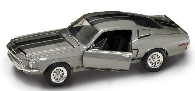 Road Signature RS-92168 1/18 1968 Shelby GT500KR