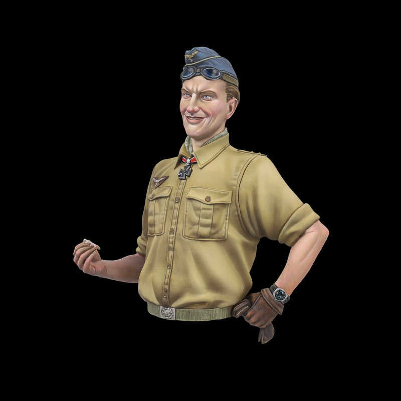 Scale 75 SW10-004 Figures Warfront Hans-Joachim Marseille 1:10