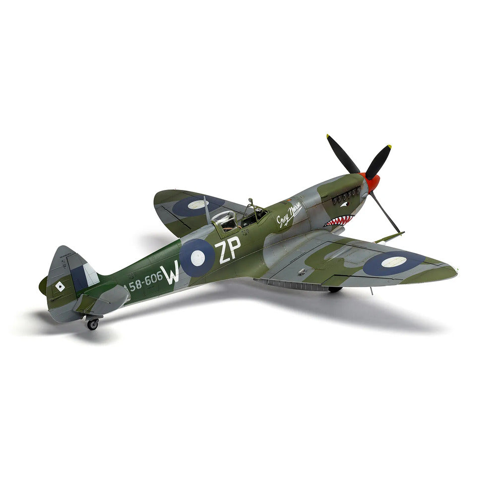 Spitfire Mk VIII Aircraft Kit 1/24 Scale - AIR217002