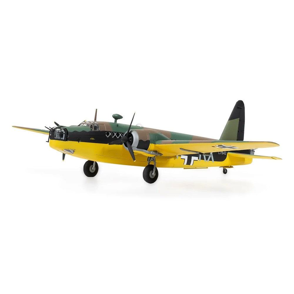 Airfix Vickers Wellington Mk IA C Aircraft Kit 1/72 Scale - AIR08019A