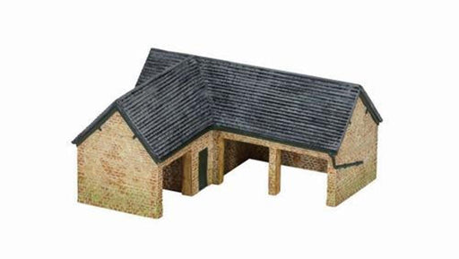 Hornby R9849 The Country Farm Outhouse (7537572249837)