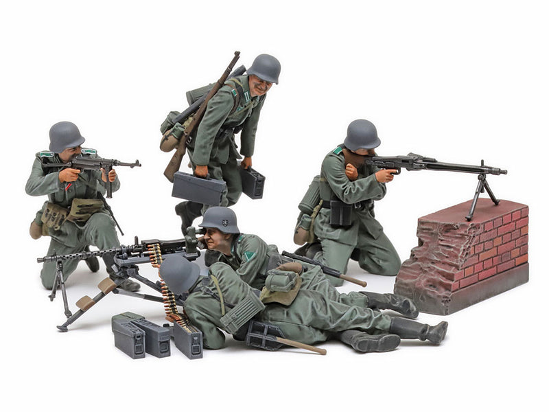 Tamiya 35386 1/35 German MG Team Mid-WWII (8872636317933)