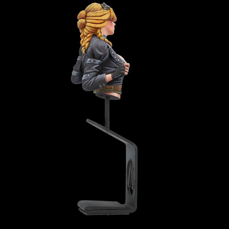 Scale 75 SNG-005 Busts Naughty Gears Sarah Kilmister 1:12