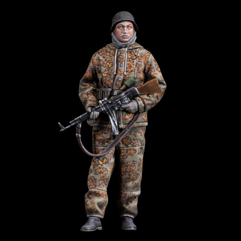 Scale 75 SW35-053 Figures Warfront Waffen Soldier 35mm