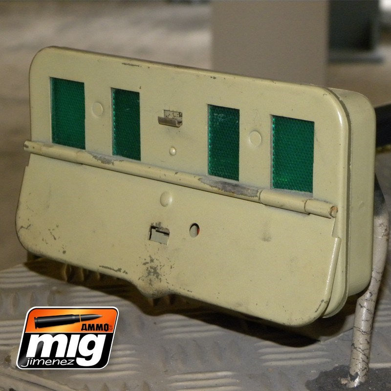 AMMO by Mig Jimenez A.MIG-0092 CRYSTAL GREEN