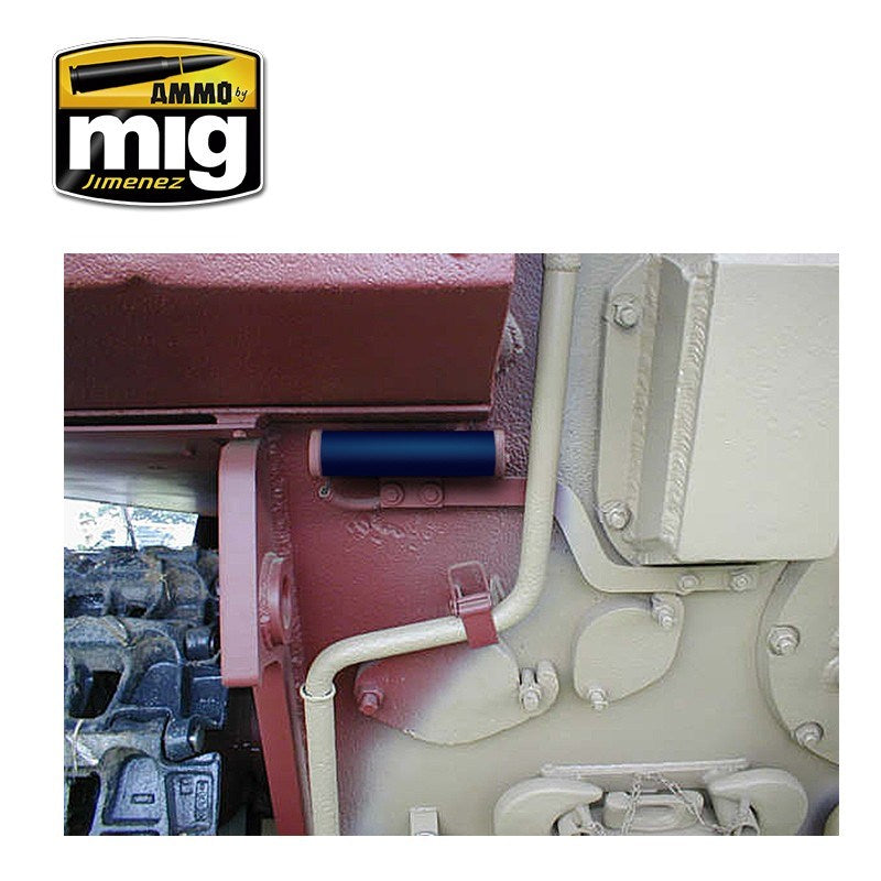 AMMO by Mig Jimenez A.MIG-0099 CRYSTAL BLACK BLUE (AND TAIL LIGHT OFF)