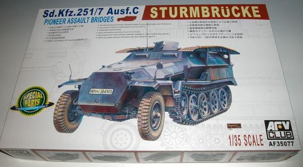 AFV Club AF35077 1/35 German Sd.Kfz.25 Ausf.C Half-Track - Hobby City NZ (8964697391341)
