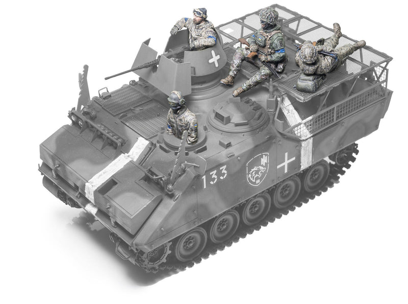 AFV Club HF772 1/35 Ukrainian YPR-765 PRI.50 APC Crew (4 Figures)