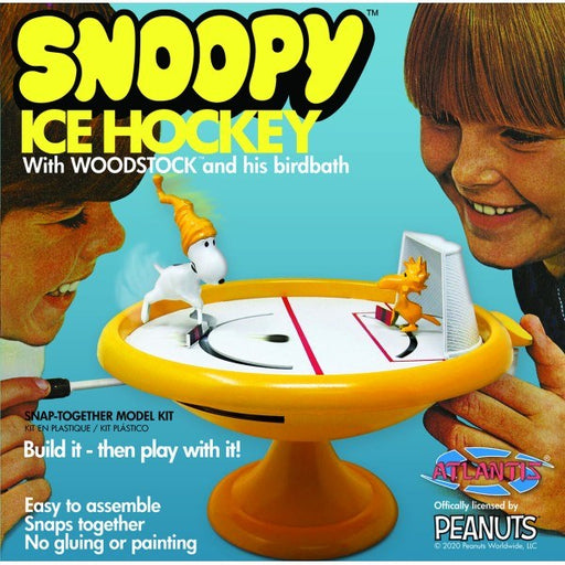 Atlantis Models M5696 Peanuts: Snoopy and Woodstock Bird Bath Ice Hockey Game (8324806279405)