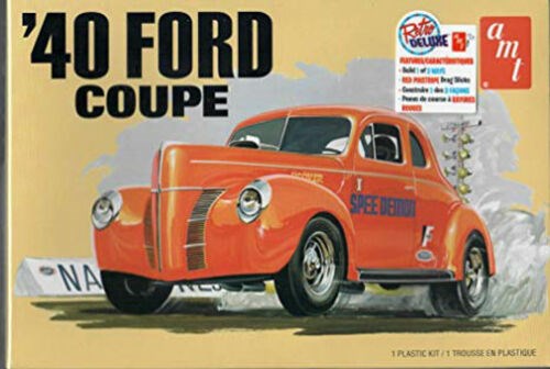 AMT 1141 1/25 1940 Ford Coupe (1939740655665)