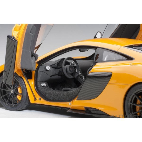 AUTOart 76048 1/18 McLaren 675LT (McLaren Orange) (7460886184173)