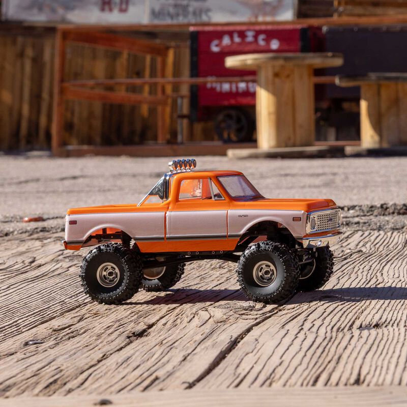 Axial SCX24 1971 Chevrolet C10 4WD RTR Orange RC Truck 1/24 Scale (28)