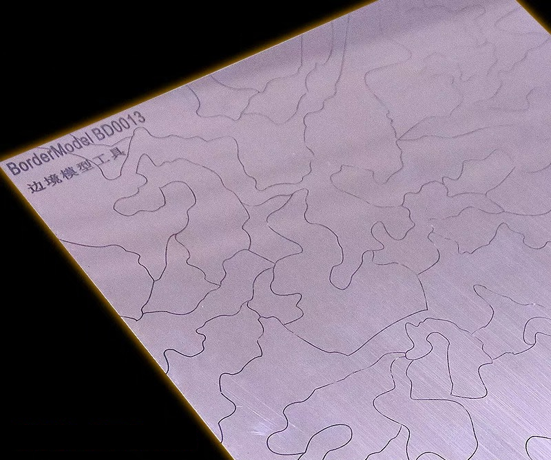 Border Model BD0013 Modern Tank Camo Mask Cutting Mat (200x270mm) - Hobby City NZ (8964823580909)