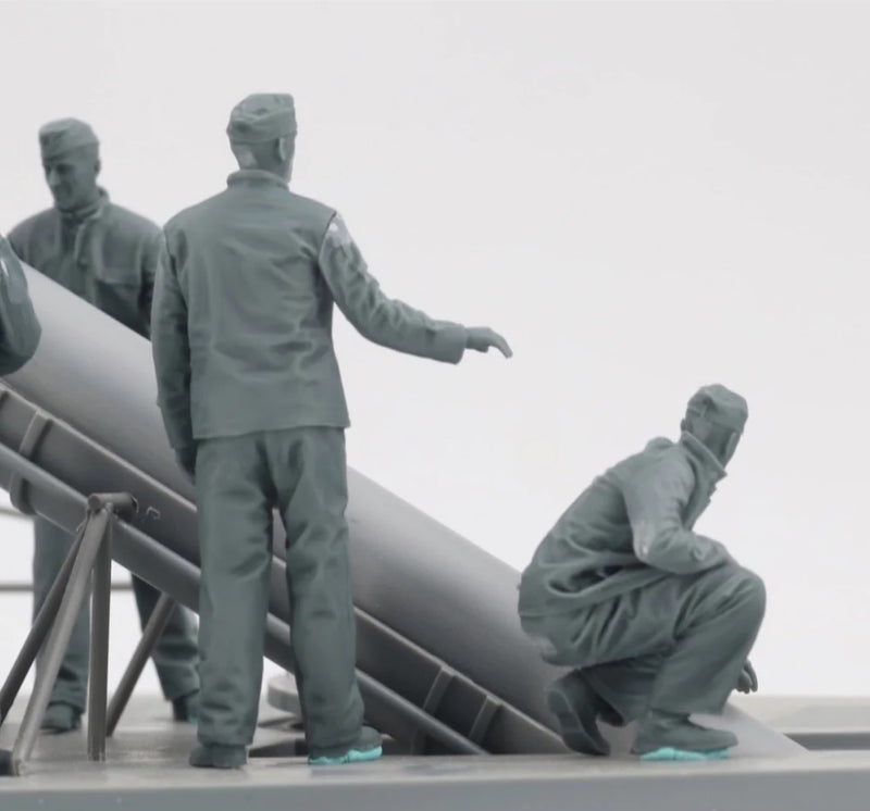 Border Model BR003 1/35 German Submariners & Commanders (Loading)