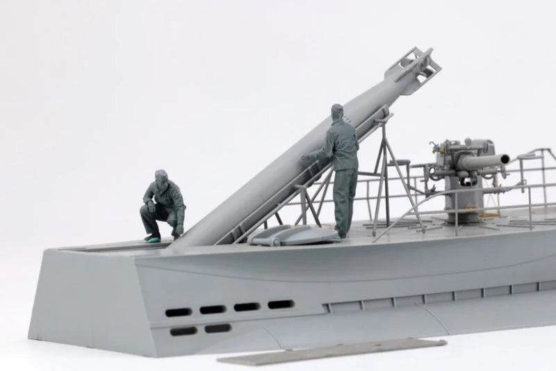 Border Model BR003 1/35 German Submariners & Commanders (Loading)