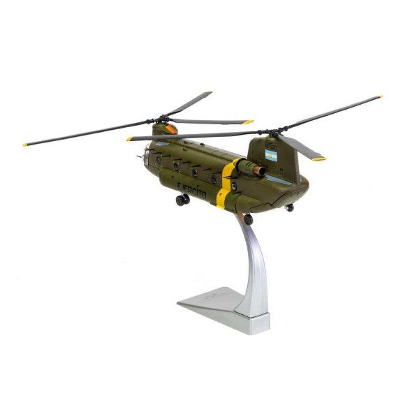 Corgi AA34217 1/72 CH-47C Chinook - AE-520 Argentine Army