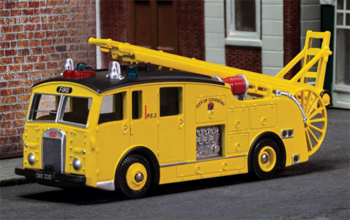 Corgi DG223004 1/72 Dennis F12 Pump: Coventry