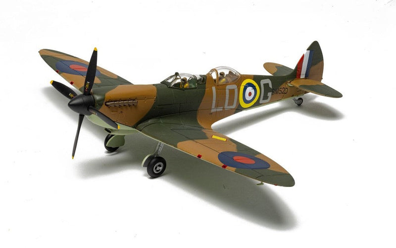 Corgi AA29203 1/72 Spitfire T.9 (SM520) - Hobby City NZ