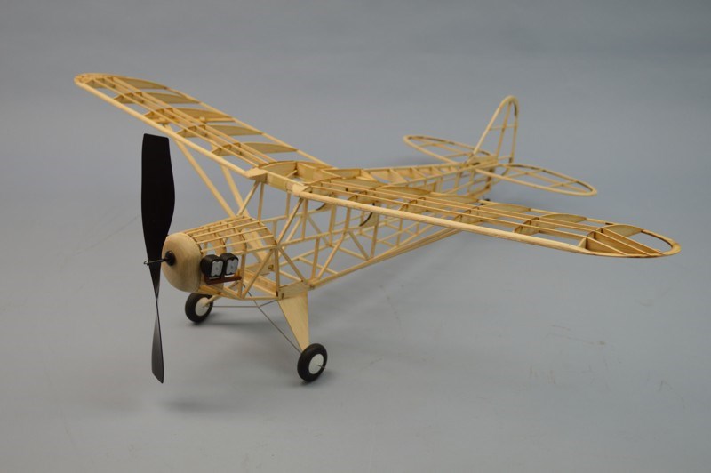cDumas #338 30" Piper "Clip Wing" Cub - Wooden Plane Kit