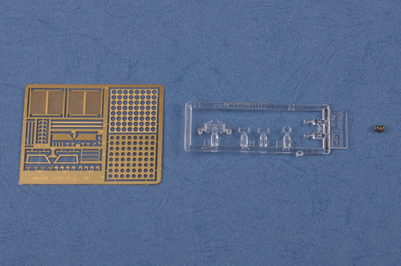 Hobby Boss 80146 1/35 Munitionsschlepper auf Panzerkampfwagen I Ausf A with Ammo Trailer Model Kit