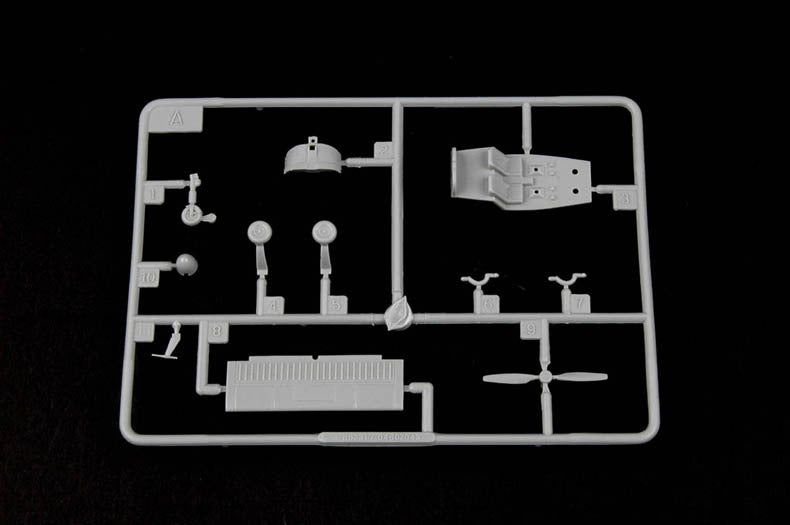 Hobby Boss 80282 1/72 Czech Zlin Z-142