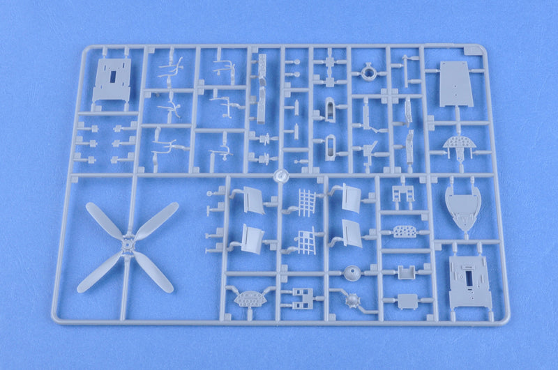 Hobby Boss 80392 1/48 F4U-7 Corsair FRENCH NAVY