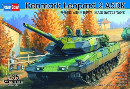 Hobby Boss 82405 1/35 Danish Leopard 2A5DK Tank