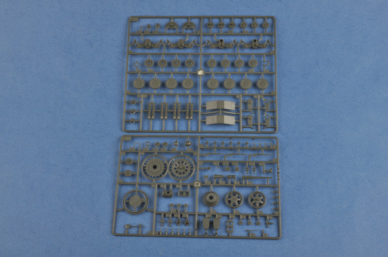 Hobby Boss 83842 1/35 Soviet T-35 Heavy Tank - Before 1938