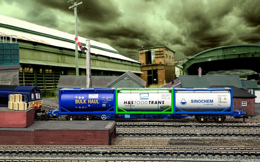 Hornby R60129 Sinochem Bulk Haul & H&S Foodtrans Container Pack 3 x 20' Tanktainers - Era 11 (8176228466925)