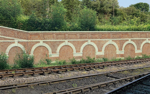 Hornby R7388 Low Level Arched Retaining Walls x2 (Red Brick) (8195285582061)