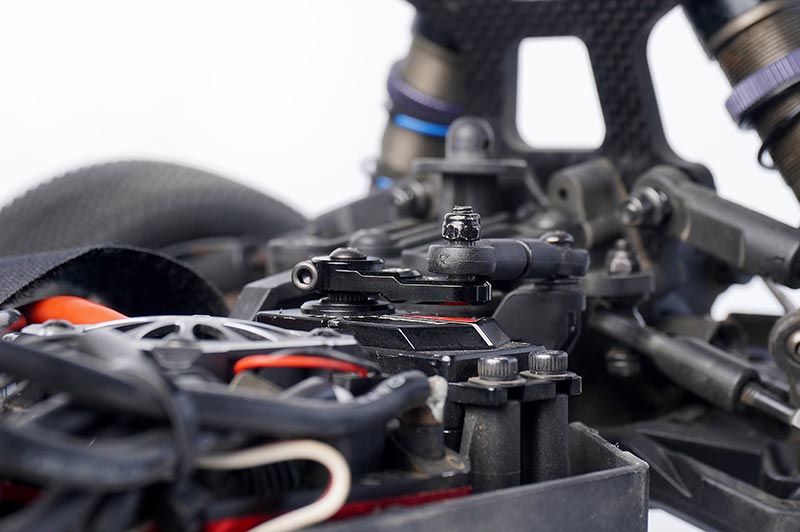 Koswork KOS04021 Tekno 25T Aluminum Clamping Servo Horn 18mm (Futaba/ProTek/Savox) (9003638358253)