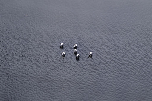 Koswork KOS04131 5/64" 2mm Japan Precision Differential Thrust Balls (w/container) (6) (B6/B7 Series & AE 2WD Cars) (9003638915309)