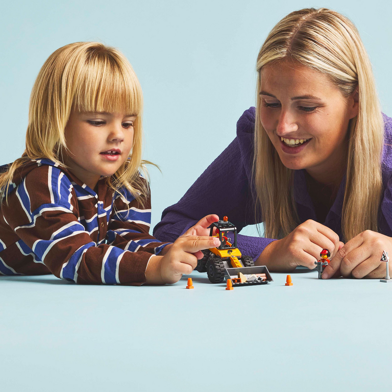 LEGO CITY Yellow Construction Wheel Loader 60450