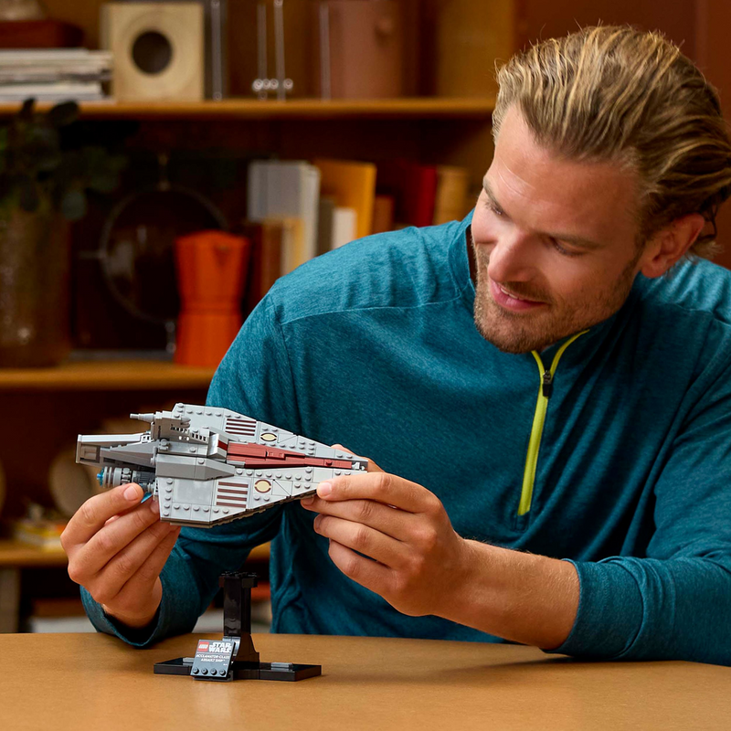 LEGO Star Wars TM Acclamator-Class Assault Ship 75404