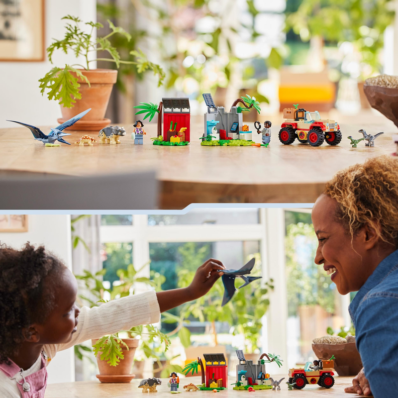 LEGO Jurassic World Baby DinosaurÂ RescueÂ Center 76963