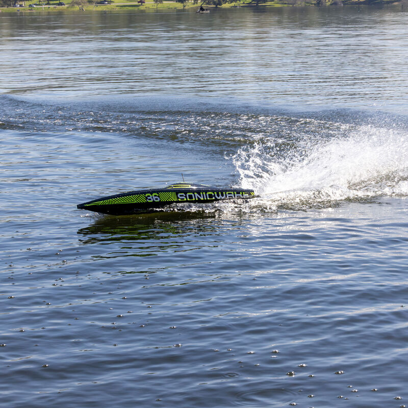 Pro Sonicwake V3 36in Self-Righting 96+ KPH Black/Green RC Boat (27)