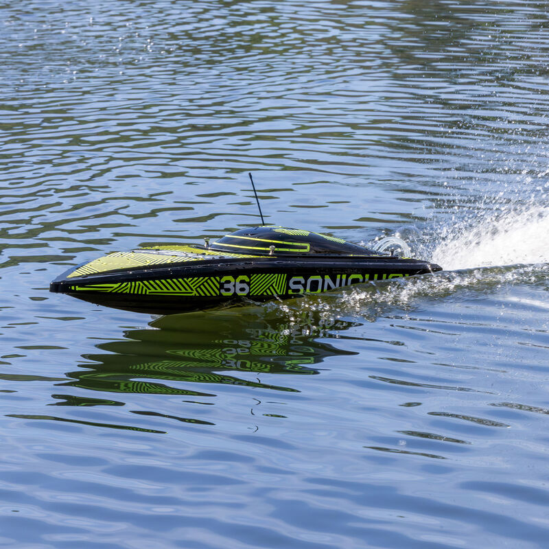 Pro Sonicwake V3 36in Self-Righting 96+ KPH Black/Green RC Boat (29)