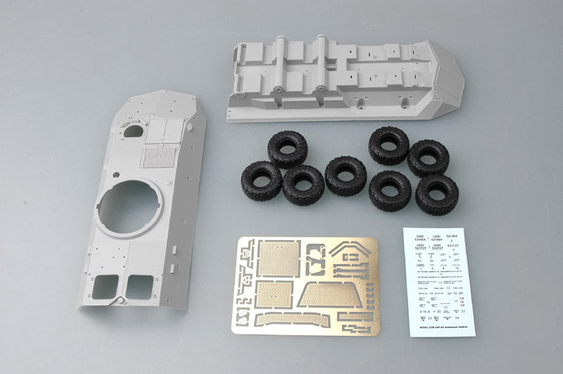 Trumpeter 01521 1/35 LAV-A2 8X8 wheeled armoured vehicle