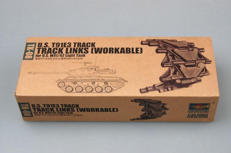 Trumpeter 02038 1/35 U.S. T91E3 track for U.S. M41/42 light tank