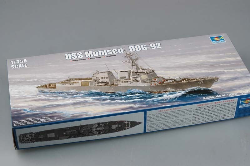 Trumpeter 04527 1/350 USS Momsen DDG-92