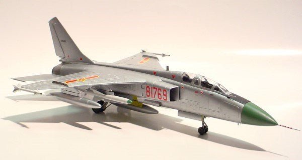 Trumpeter 01608 1/72 Chinese Xi'An Flying Leopard FBC-1