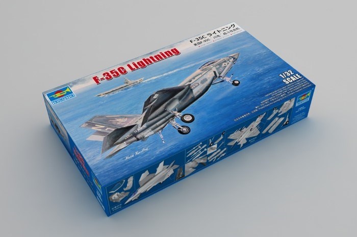 Trumpeter 03230 1/32 F-35C Lightning (8967465730285)
