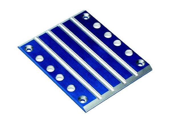Traxxas 4947X - Skid Plate Transmission T6 Aluminum (Blue) (769161592881)