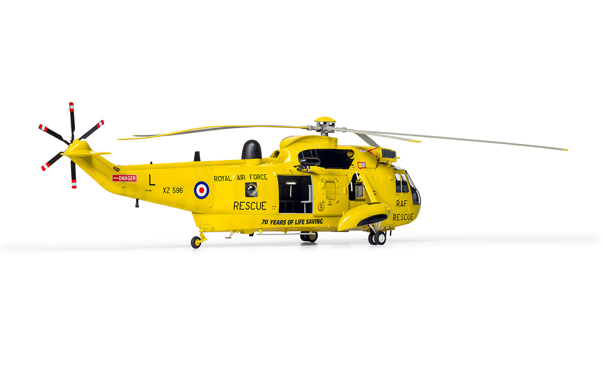 Airfix Westland Sea King HAR.3 Hanging Gift Set 1/72 (3)