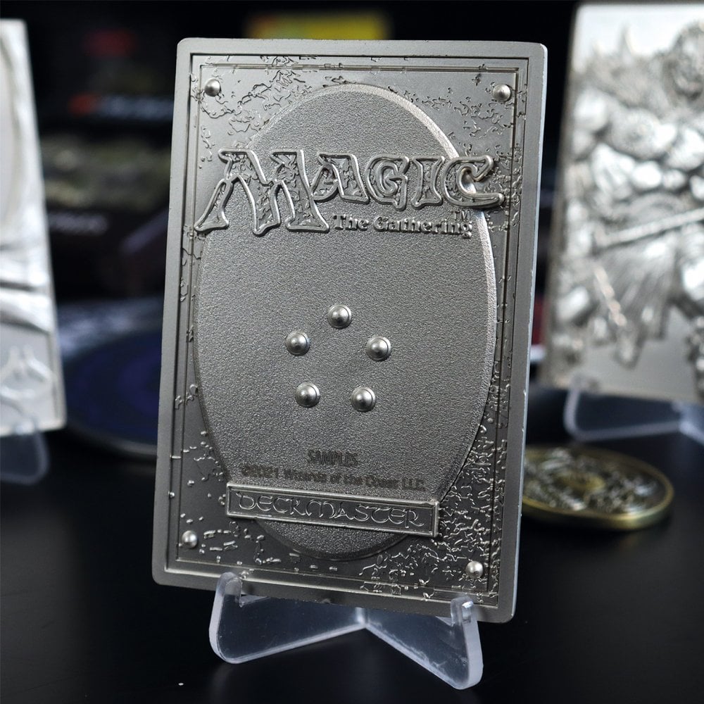 Hasbro Magic the Gathering Limited Edition Silver Plated Ajani Goldmane Collectible Figure (3)