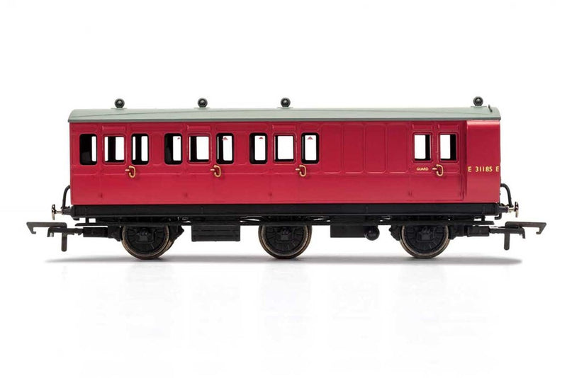 Hornby R40126 BR 6WC Brake 3rd Cl. F/Lghts