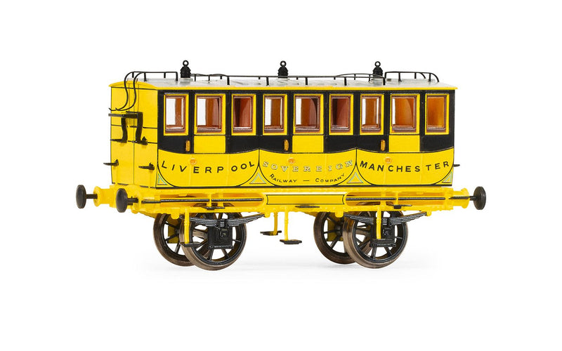 Hornby R40445 LM&R 1st Class Coach Sovereign (8950421487853)