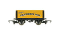 zHornby R60017 Father's Day Wagon (7546186170605)